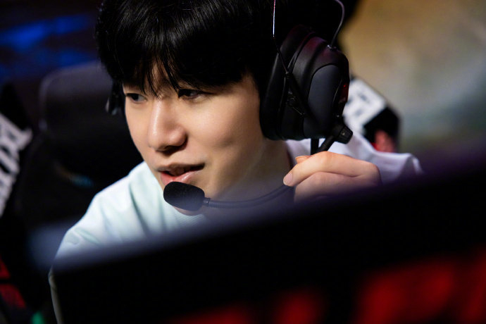 清华的传球 清华的传球