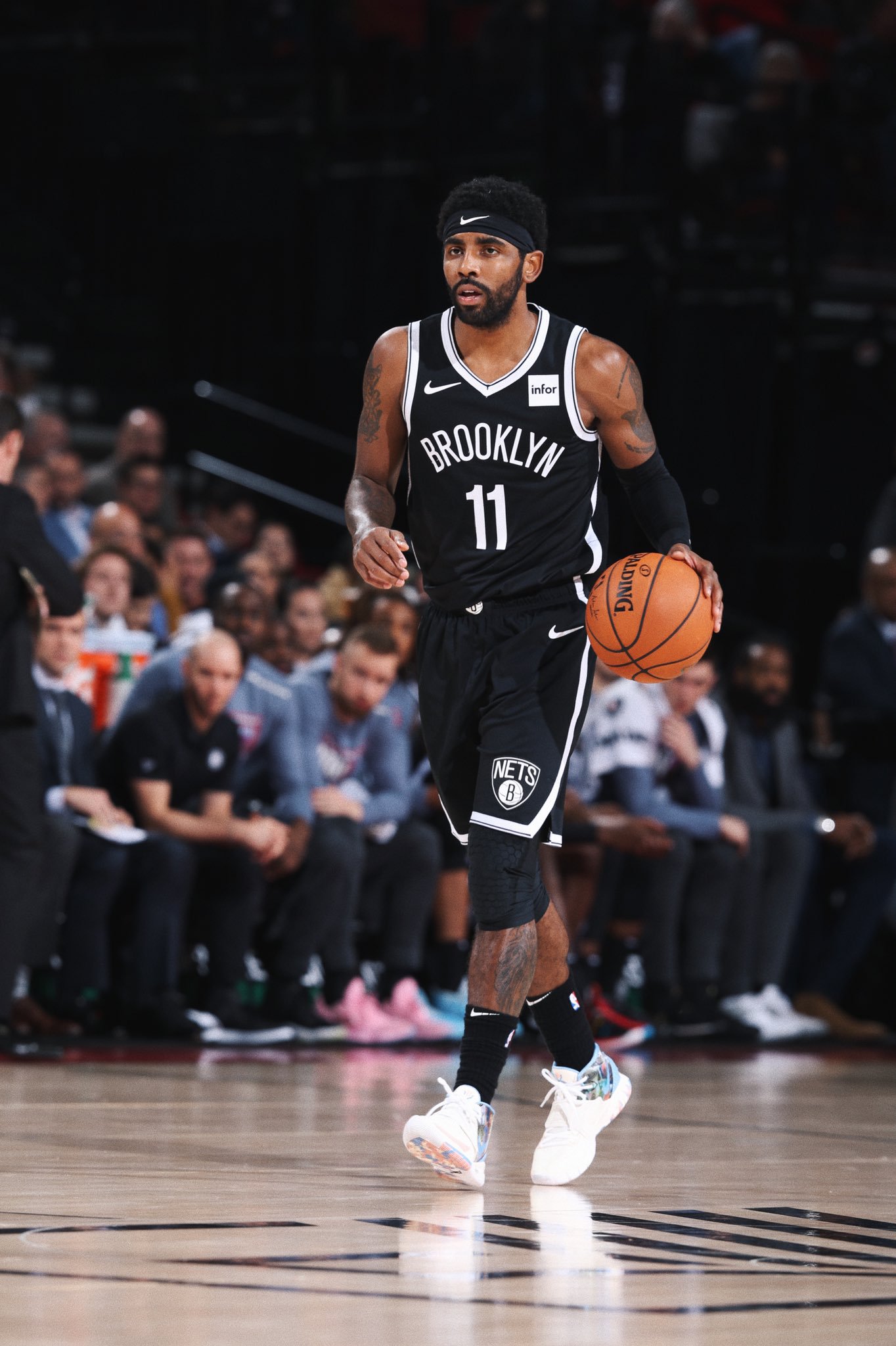 环伺的赛场 环伺的赛场